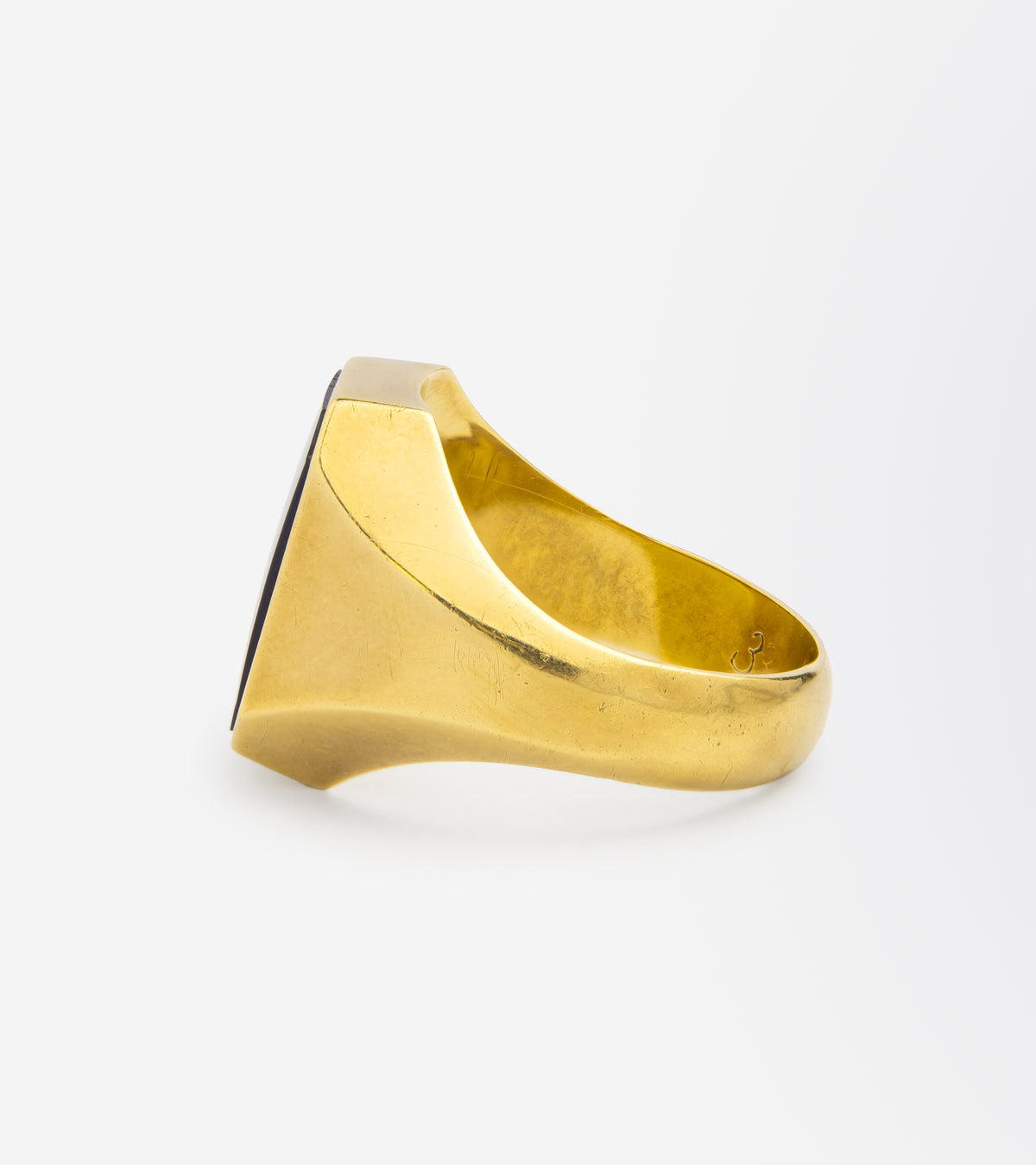 14kt Yellow Gold Signet Ring with Onyx