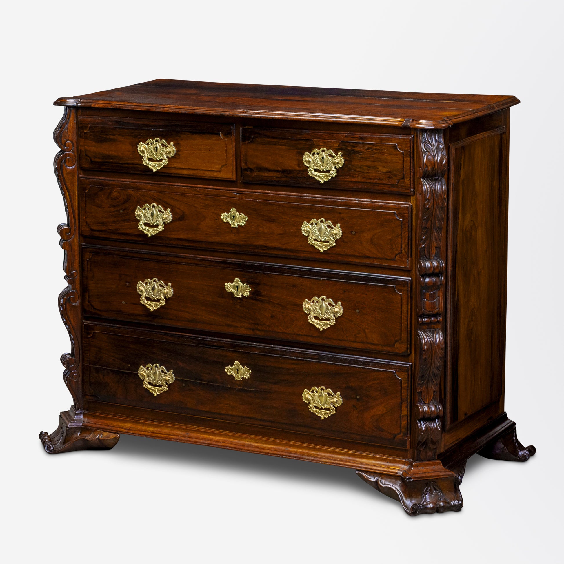 Commode rococo portugaise du XVIIIe siècle