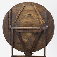 Load image into Gallery viewer, 17th Century French Wine Table
