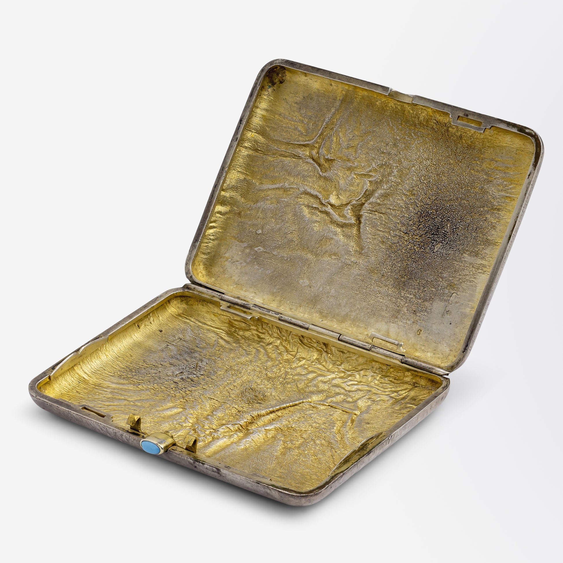 Étui à cigarettes Fabergé Samorodok avec cabochon turquoise