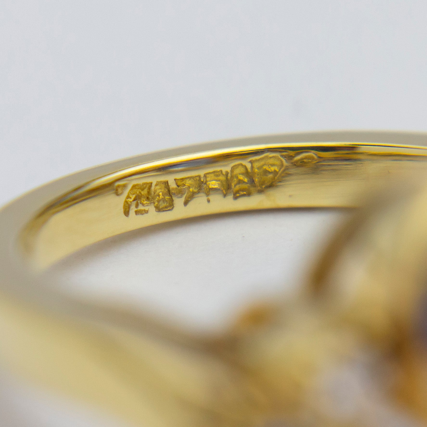 Ceylon Sapphire & Diamond Dress Ring - The Antique Guild
