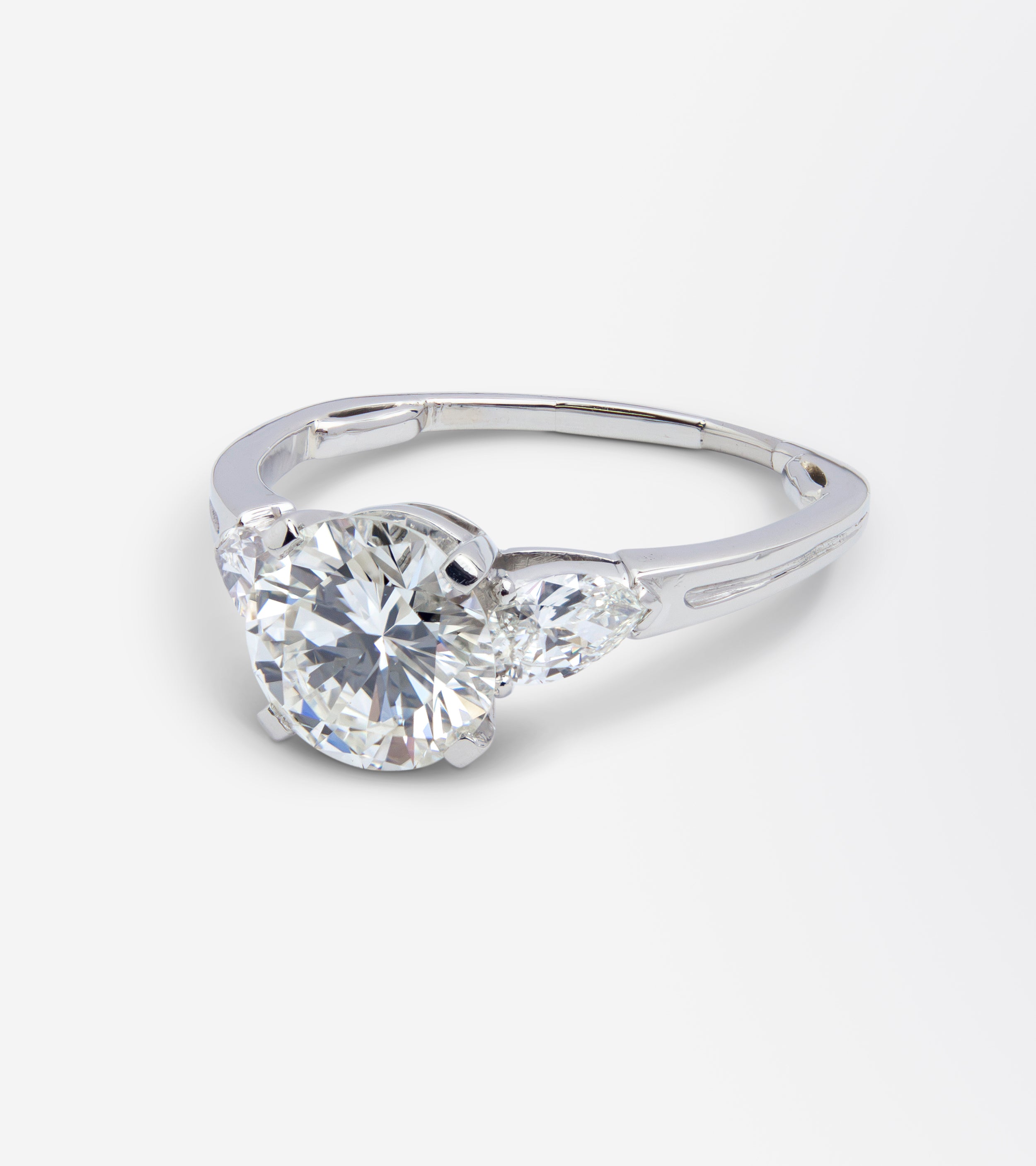 Tiffany & Co Platinum & Diamond Ring Circa 1960