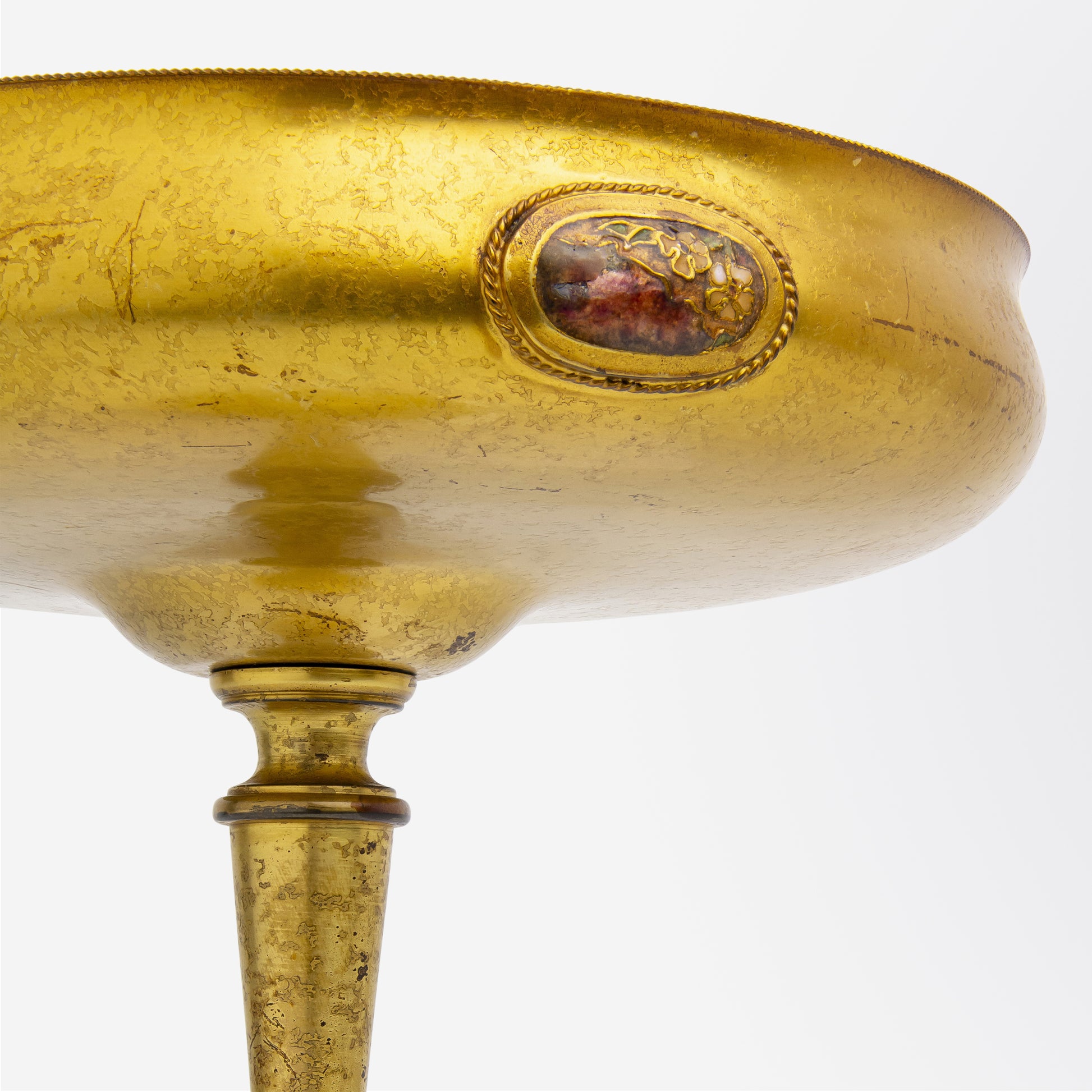 Coupe en bronze doré et émaillé Tiffany Studios