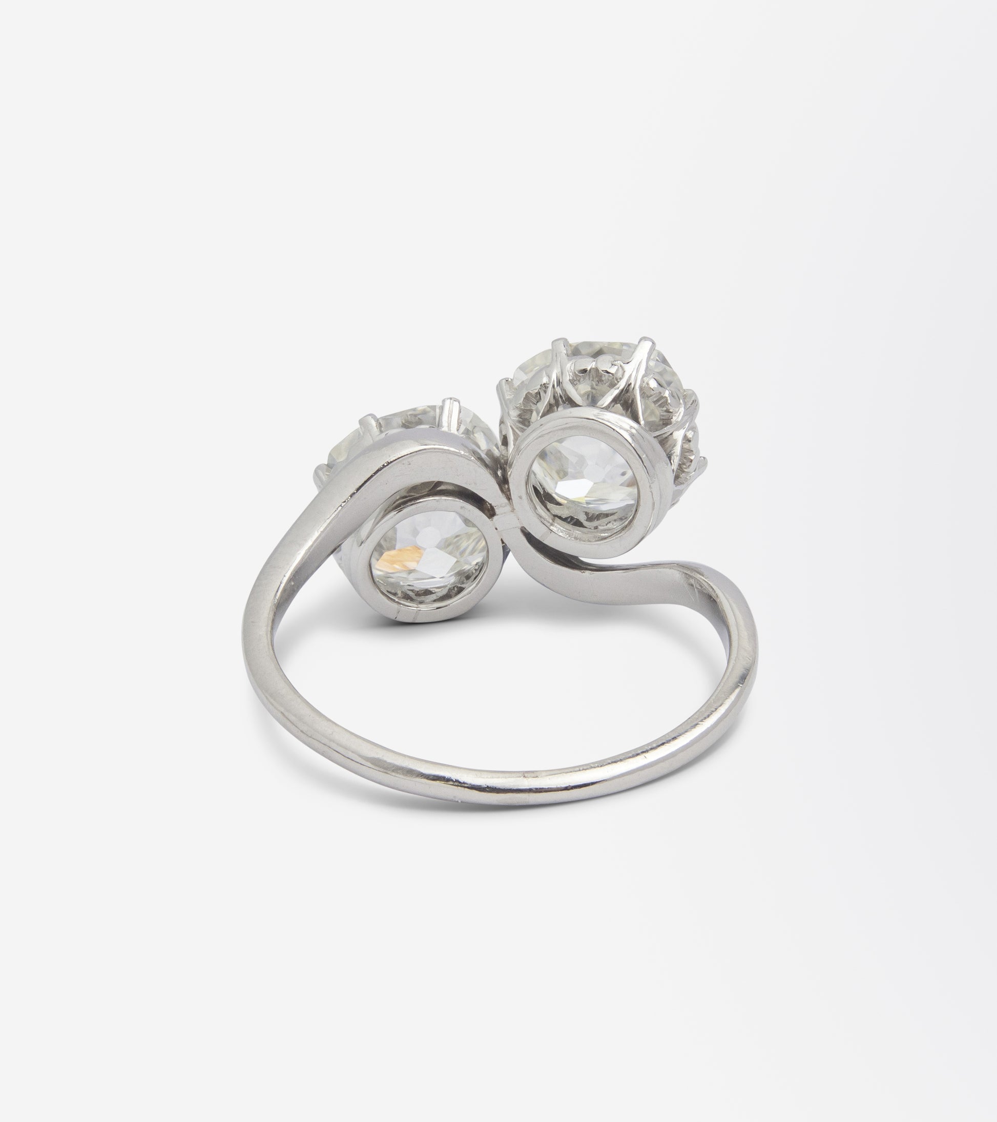 Impressive Platinum and Diamond Toi et Moi Ring