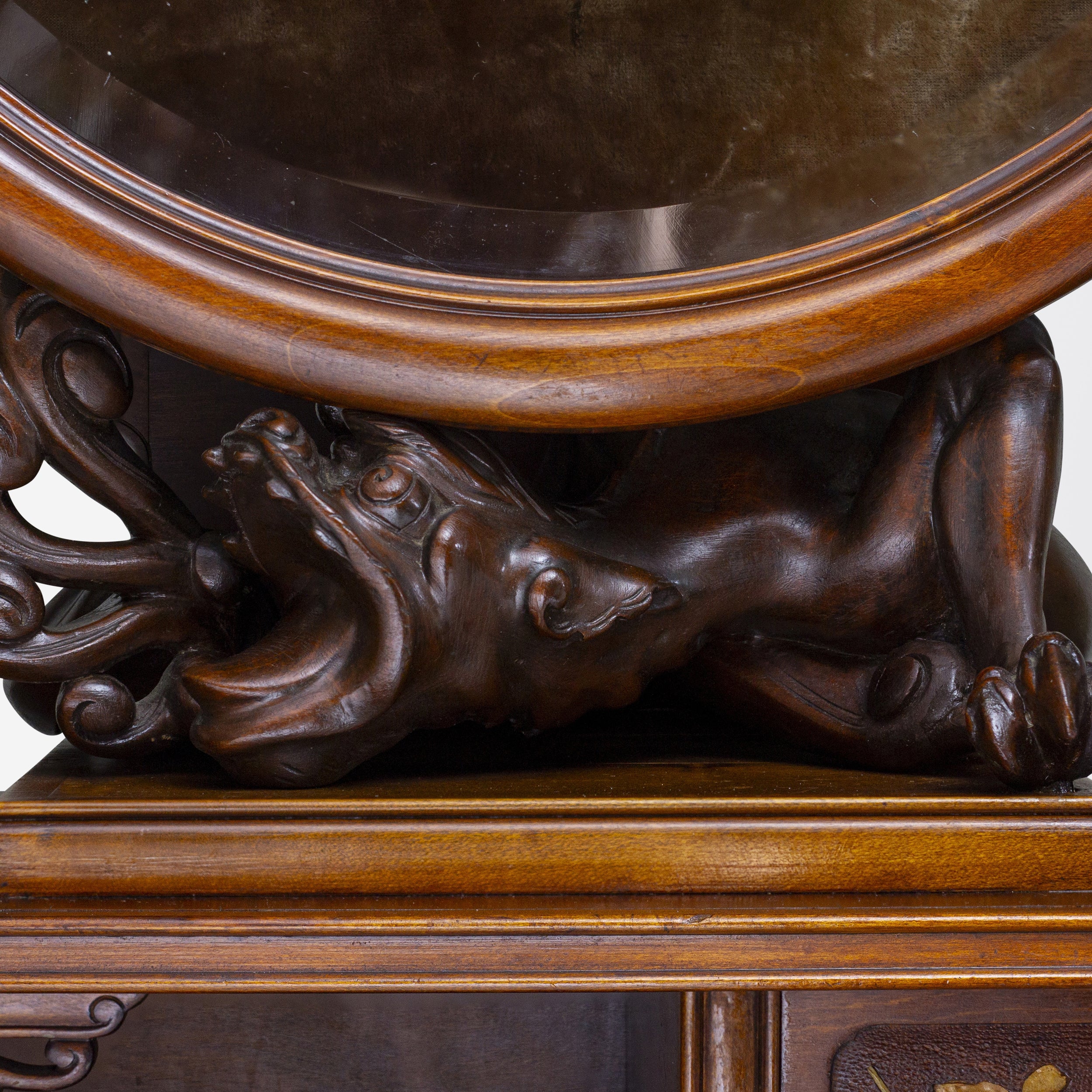 Vitrine japonisante attribuée à Gabriel Viardot