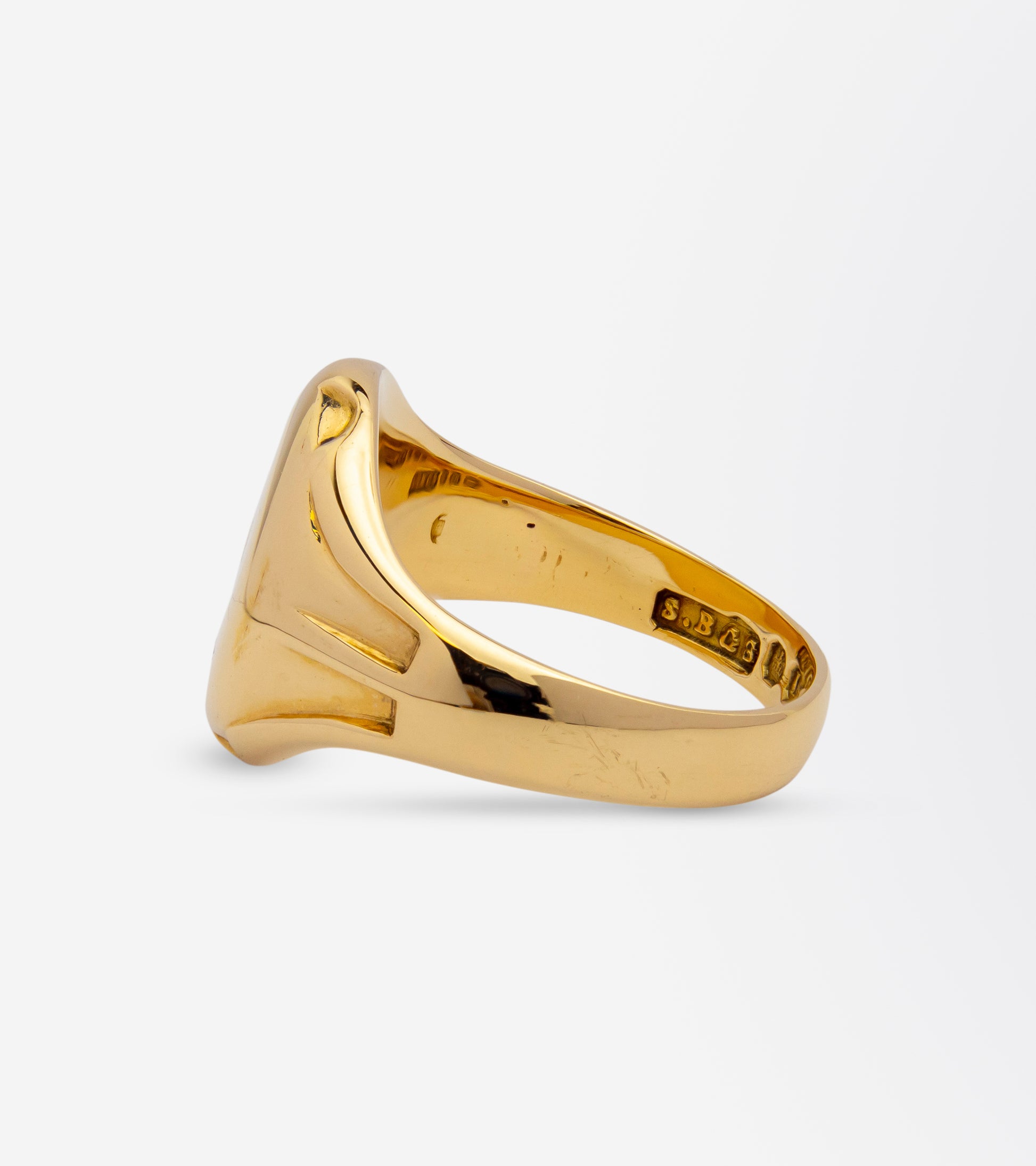Victorian Dove Signet Ring in 18kt Gold