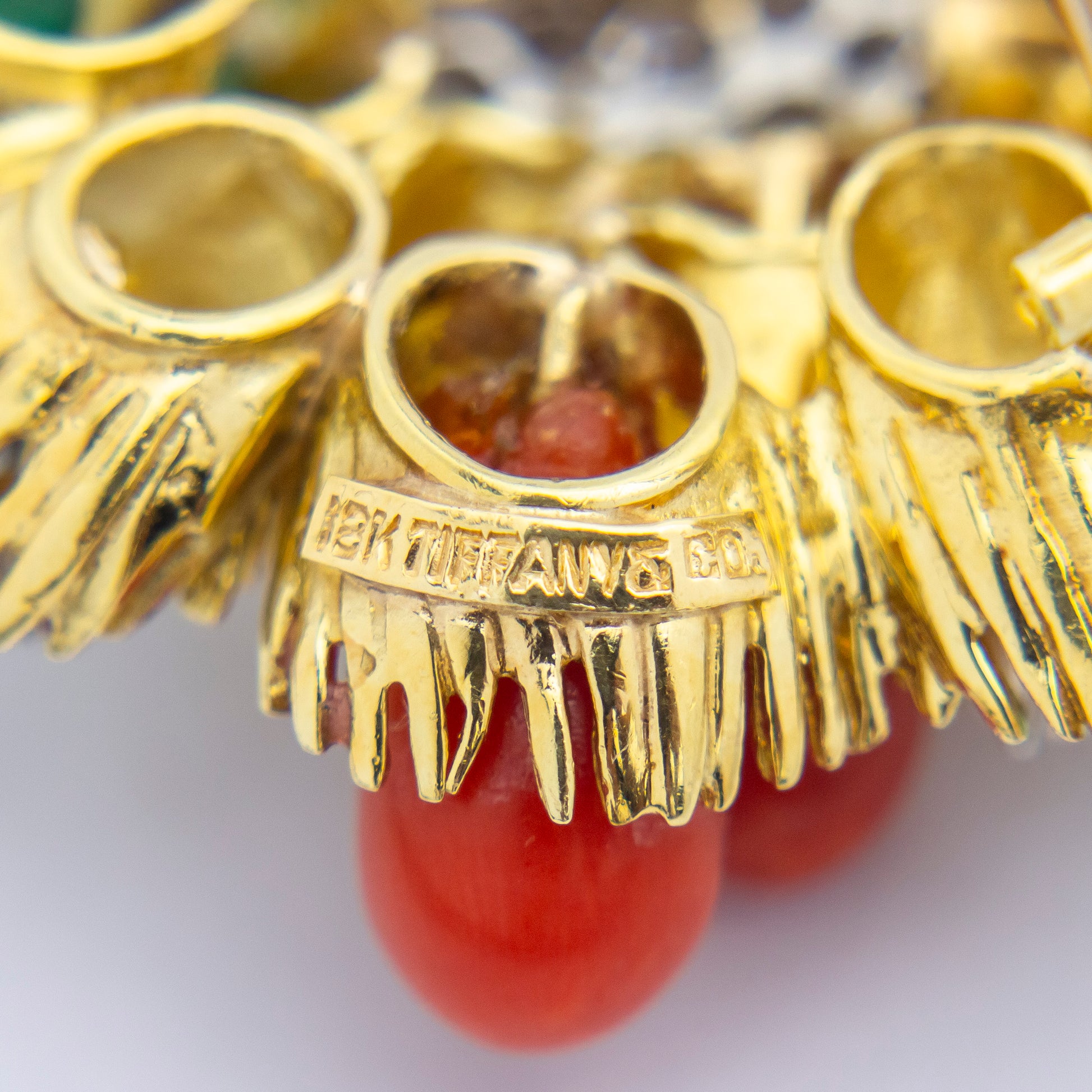 Broche pendentif corail et turquoise de style Mid-Century, signée Tiffany &amp; Co.