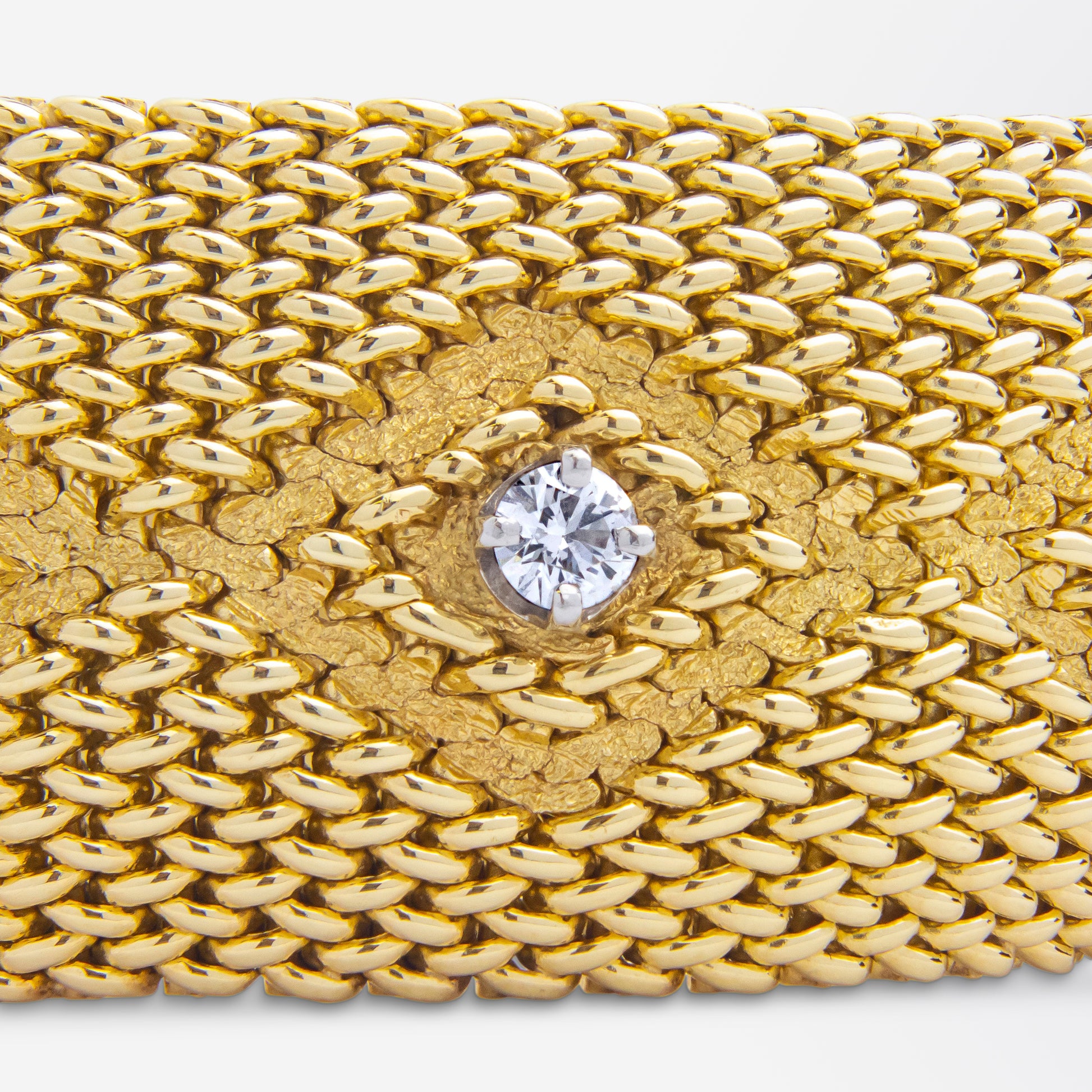 Bracelet tissé en or 14 carats avec diamants