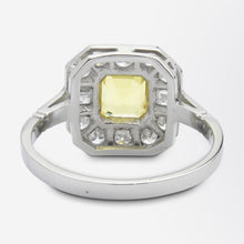 Load image into Gallery viewer, Platinum &amp; Diamond Ring Set With Australian Type Yellow Sapphire
