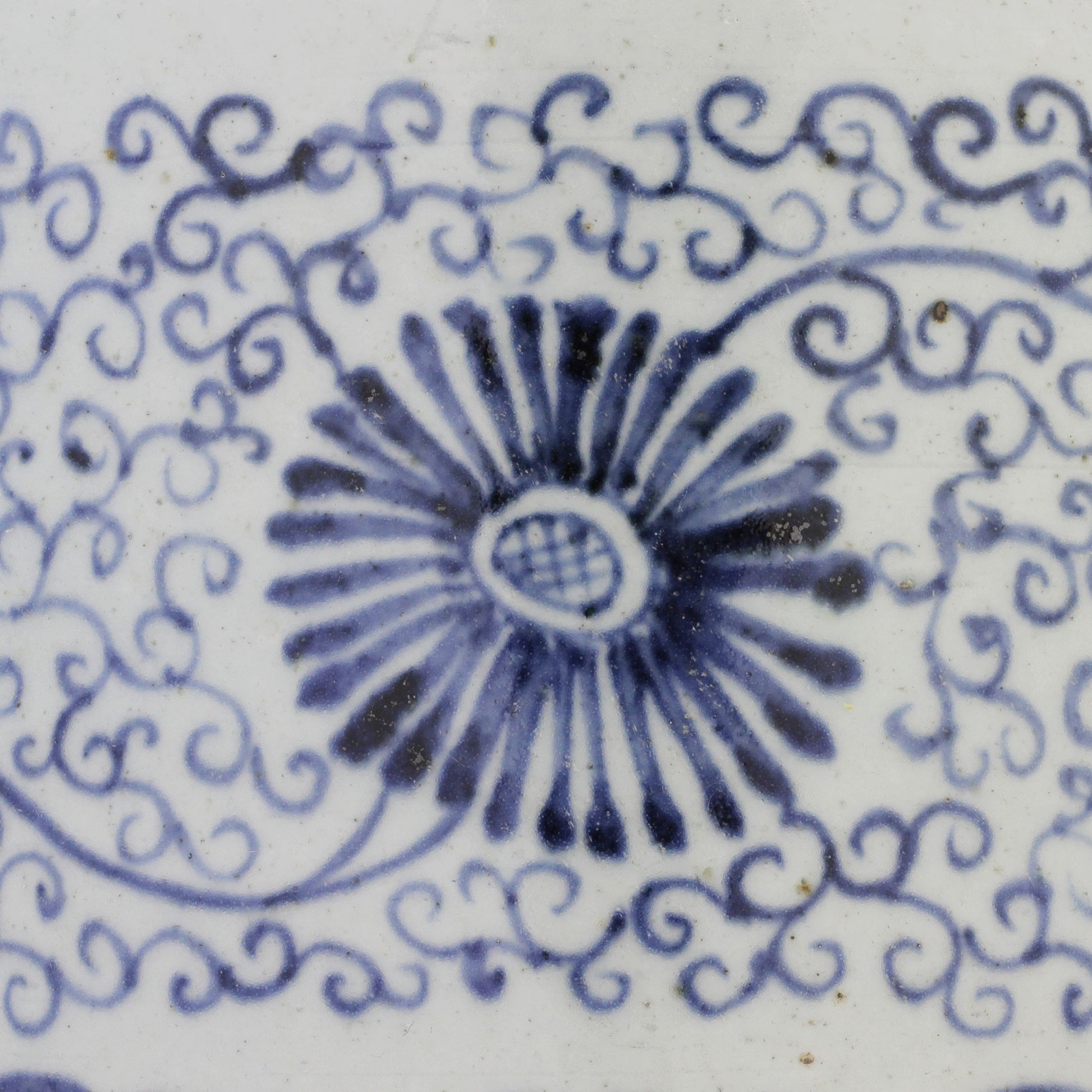 Bouilloire en porcelaine bleue et blanche