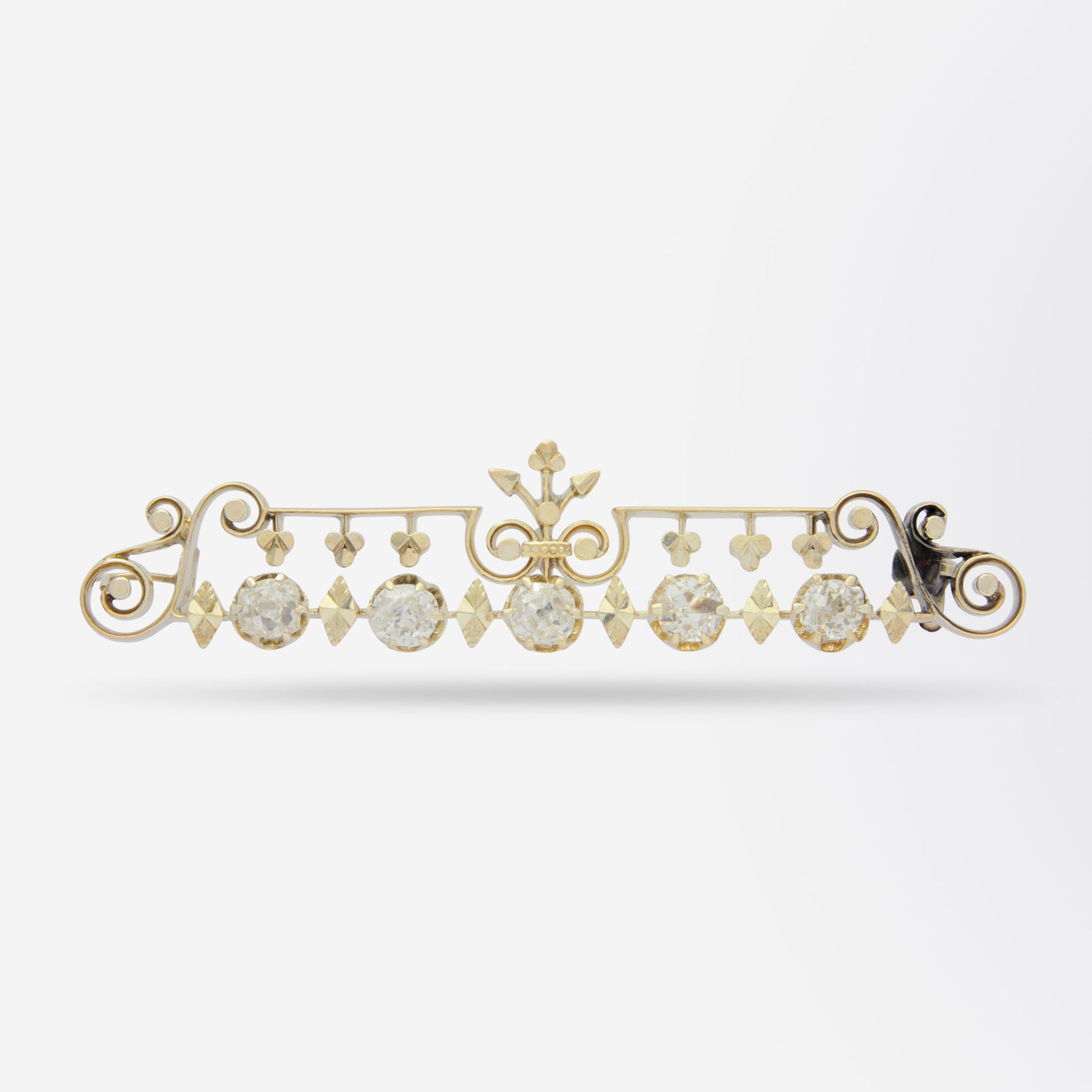 18kt Yellow Gold & Old Mine Cut Diamond Bar Brooch