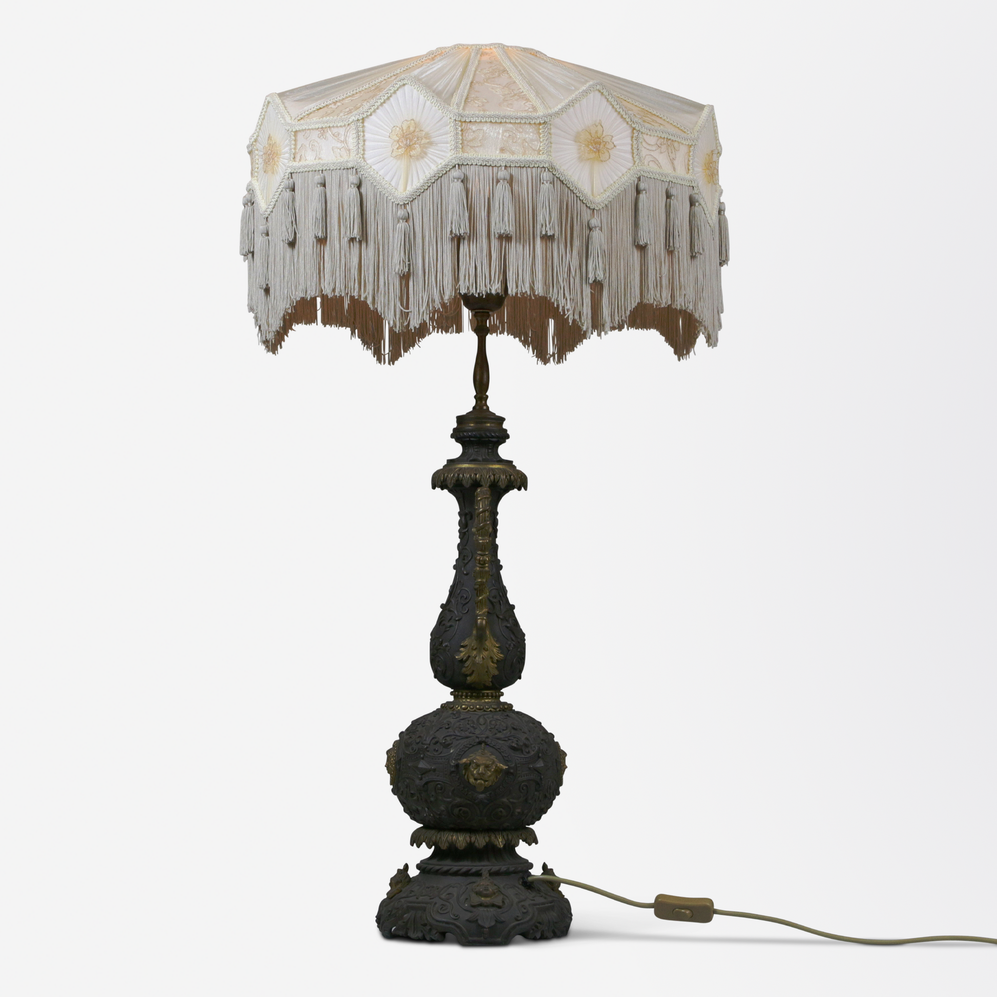 Large Belle Epoque Bronze Lamp