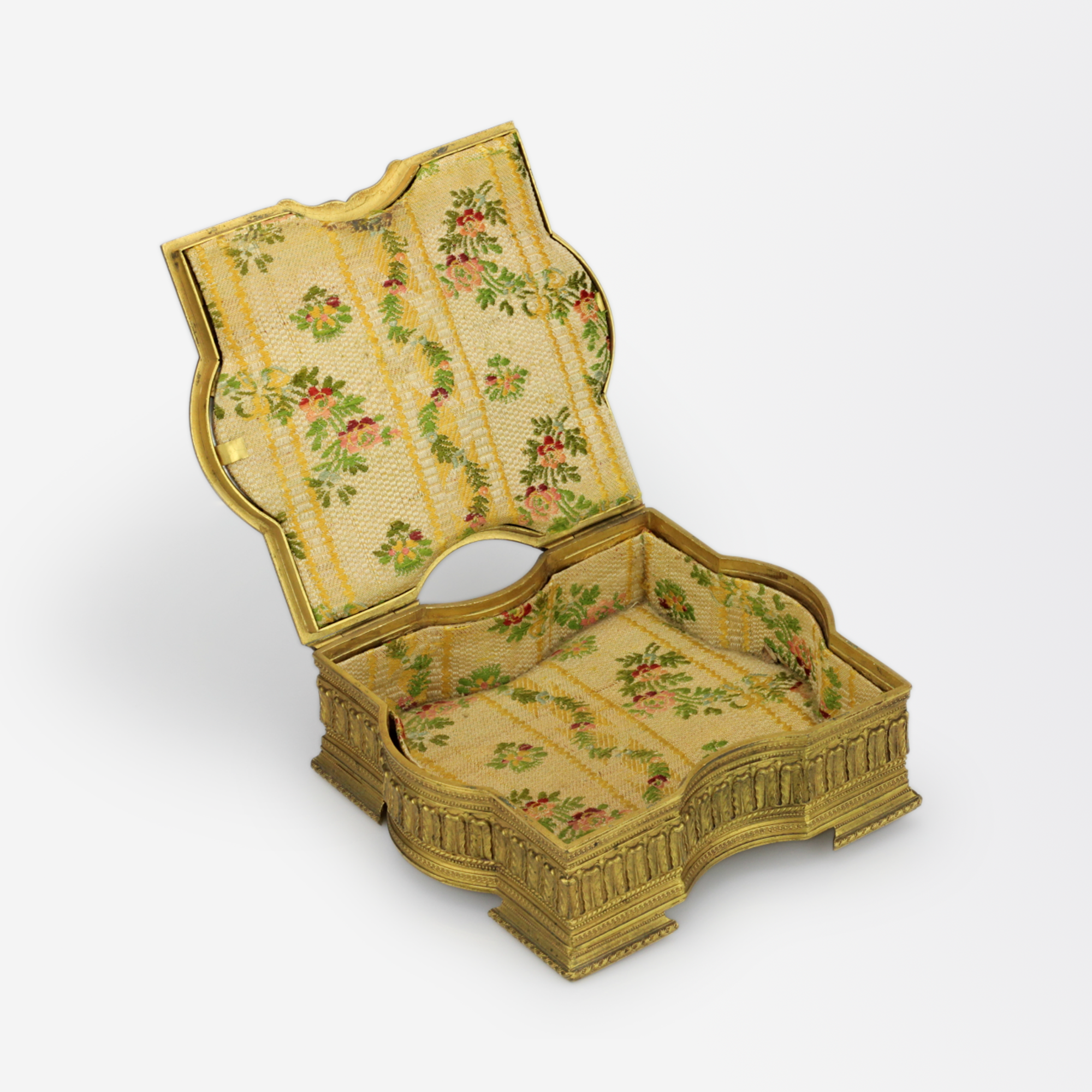 Boîte en bronze doré avec portrait miniature