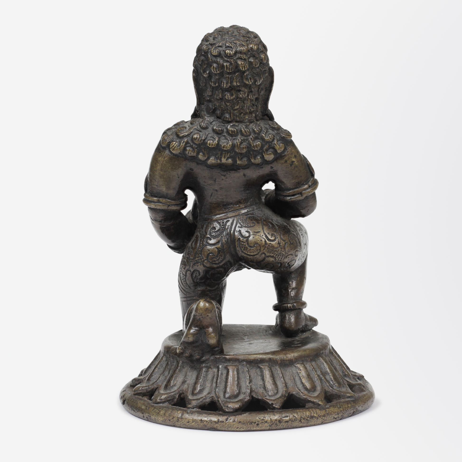 Statuette en bronze de Krishna, datant du XVIIe siècle, en Inde.
