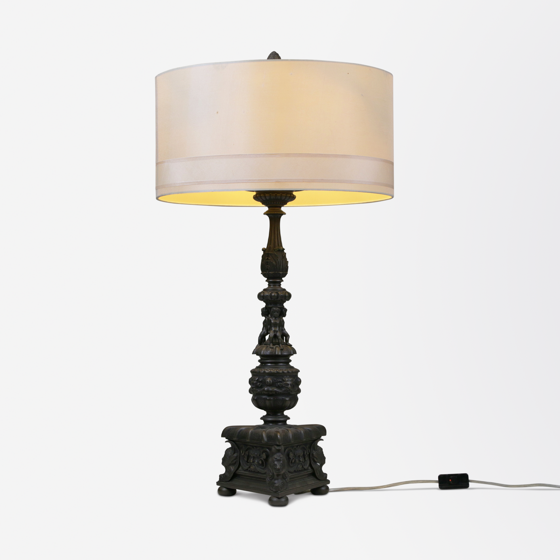 Lampe en bronze du début du XXe siècle, fabriquée par The Sterling Bronze Co.