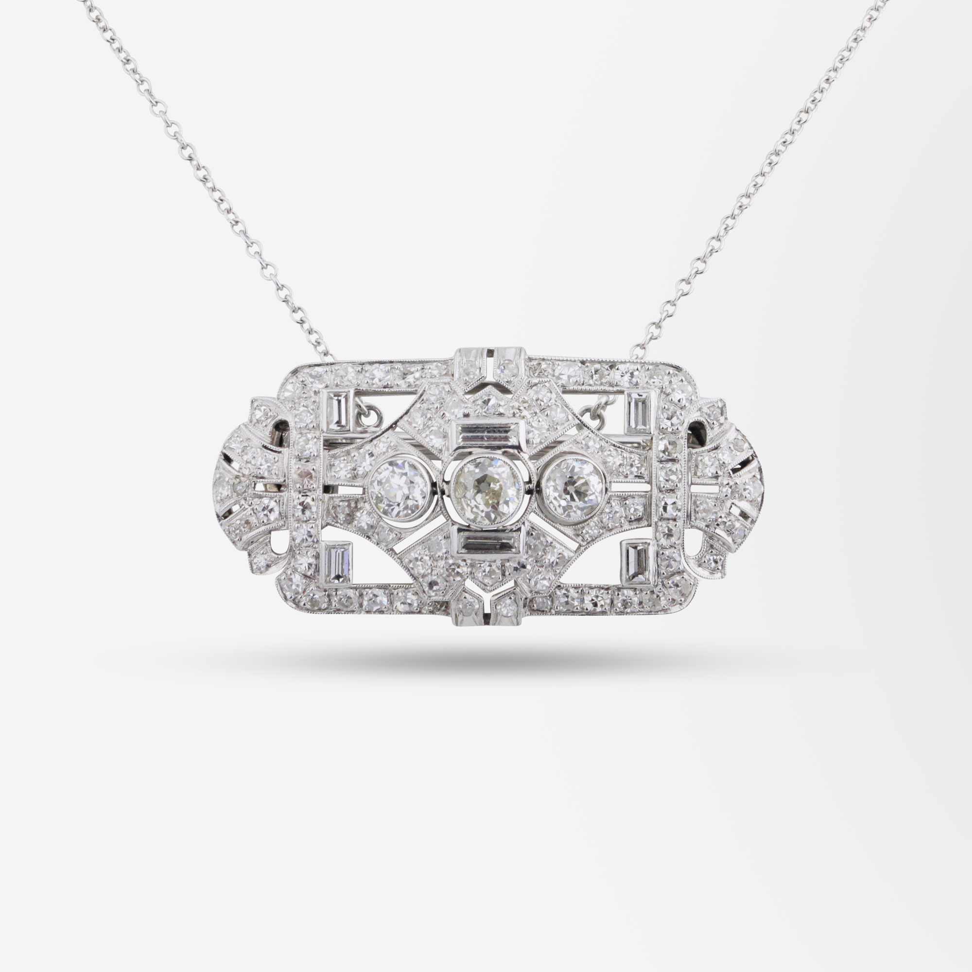 Broche Art Déco en platine et diamants