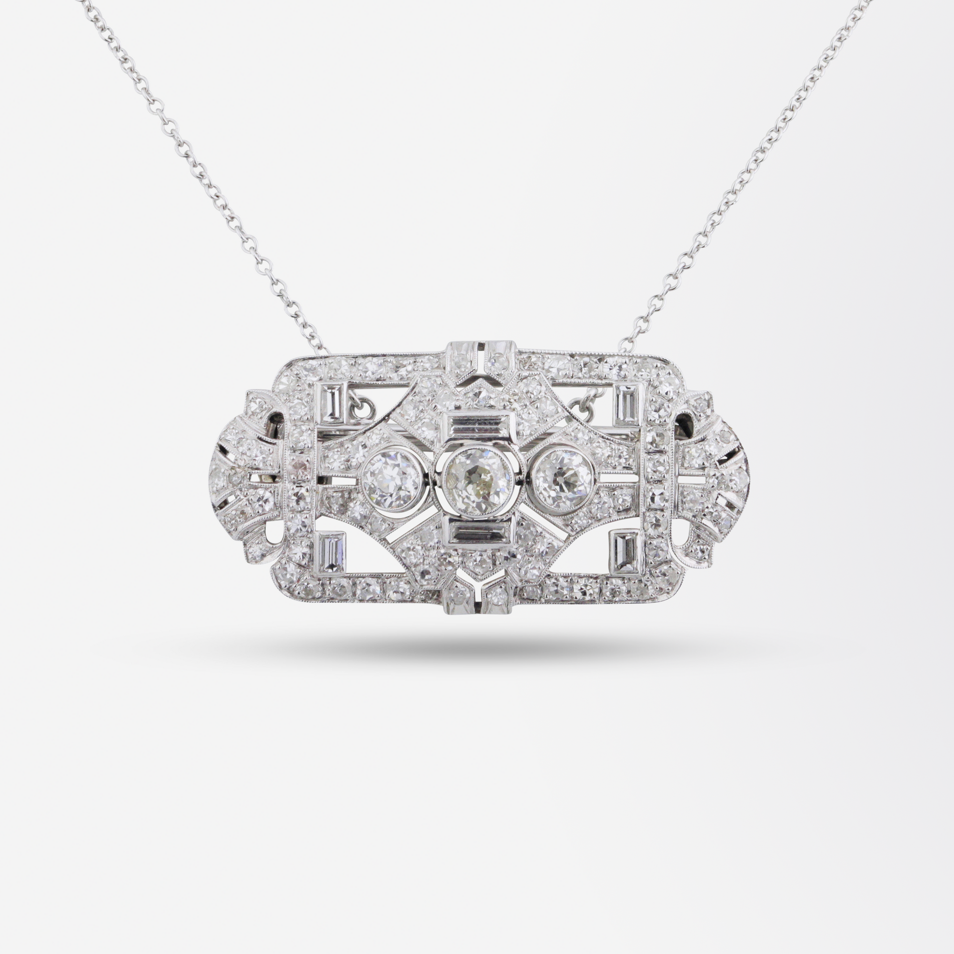 Broche Art Déco en platine et diamants