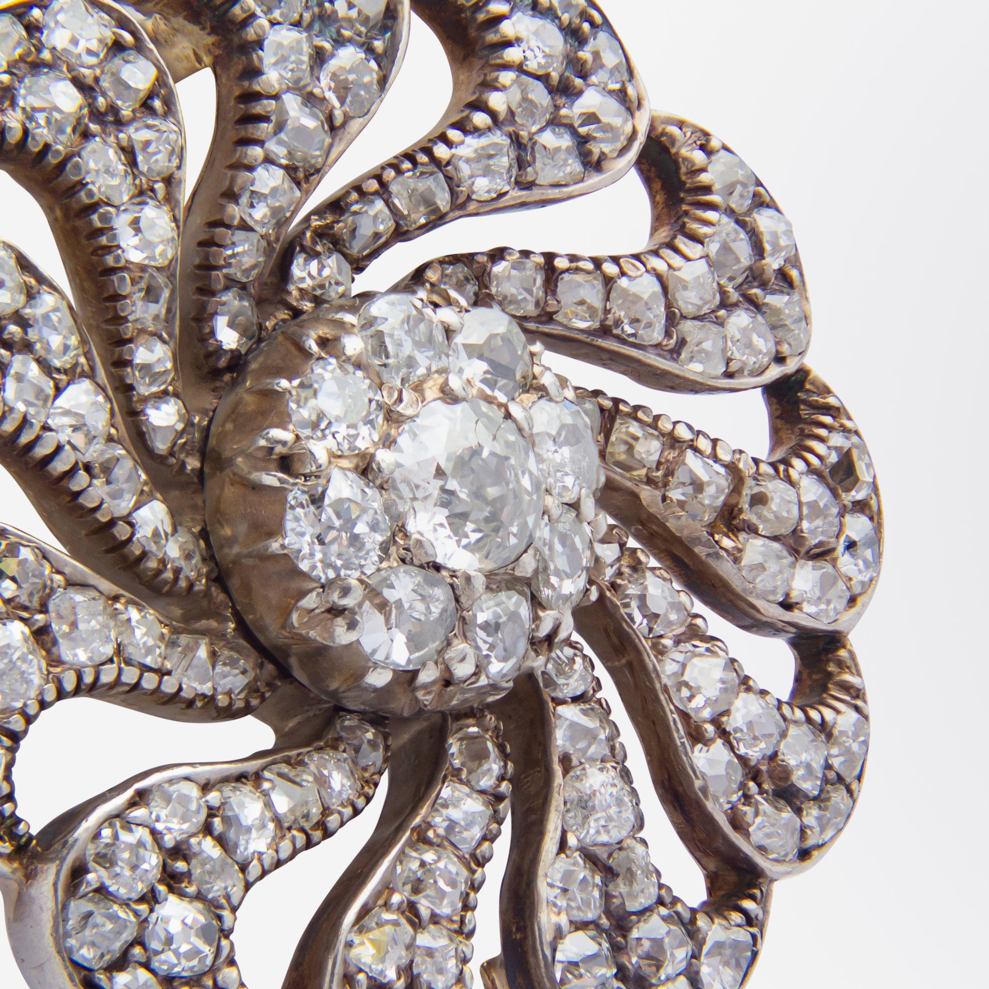 Art Deco, Diamond Flower Brooch Pin