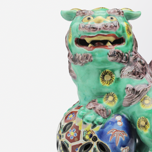 Load image into Gallery viewer, Pair of Japanese Meiji Period Porcelain &#39;Kutani&#39; Foo Dogs