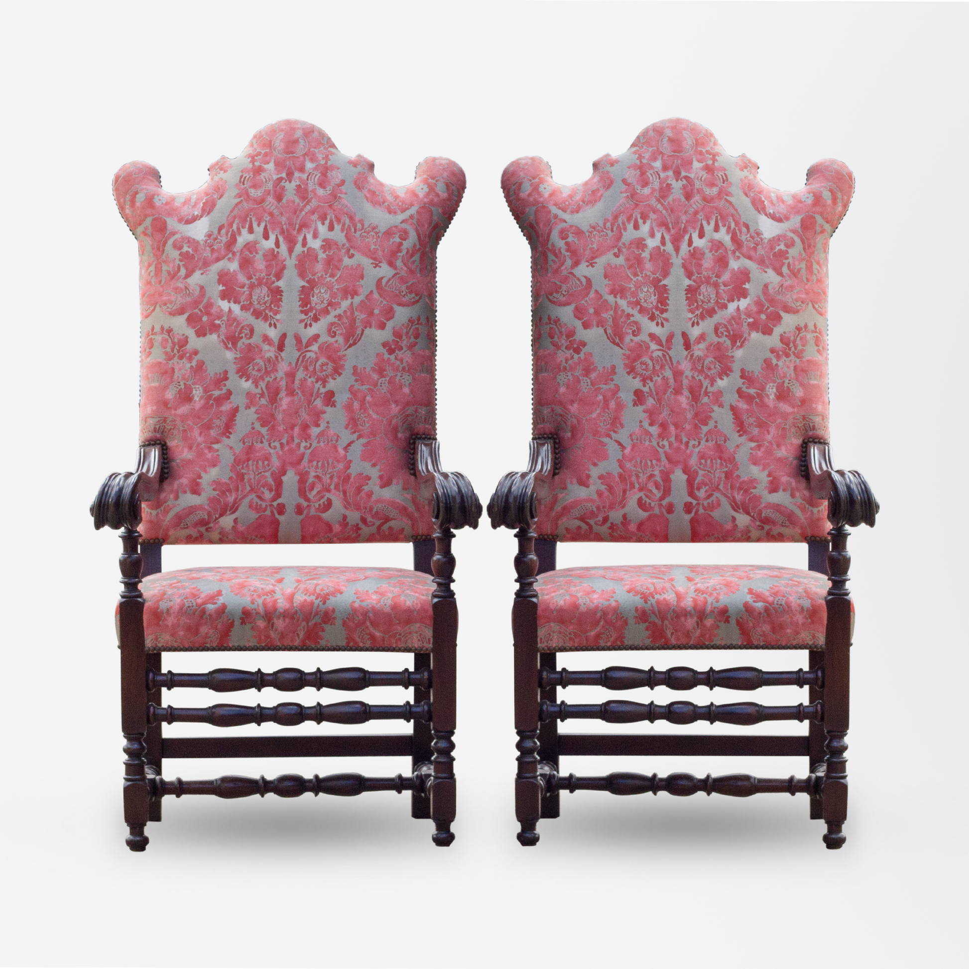 Fauteuils hollandais en noyer de la fin du XIXe siècle, recouverts de tissu Fortuny