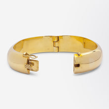 Load image into Gallery viewer, Heavy, 18kt Yellow Gold, Hinged Oval Bangle