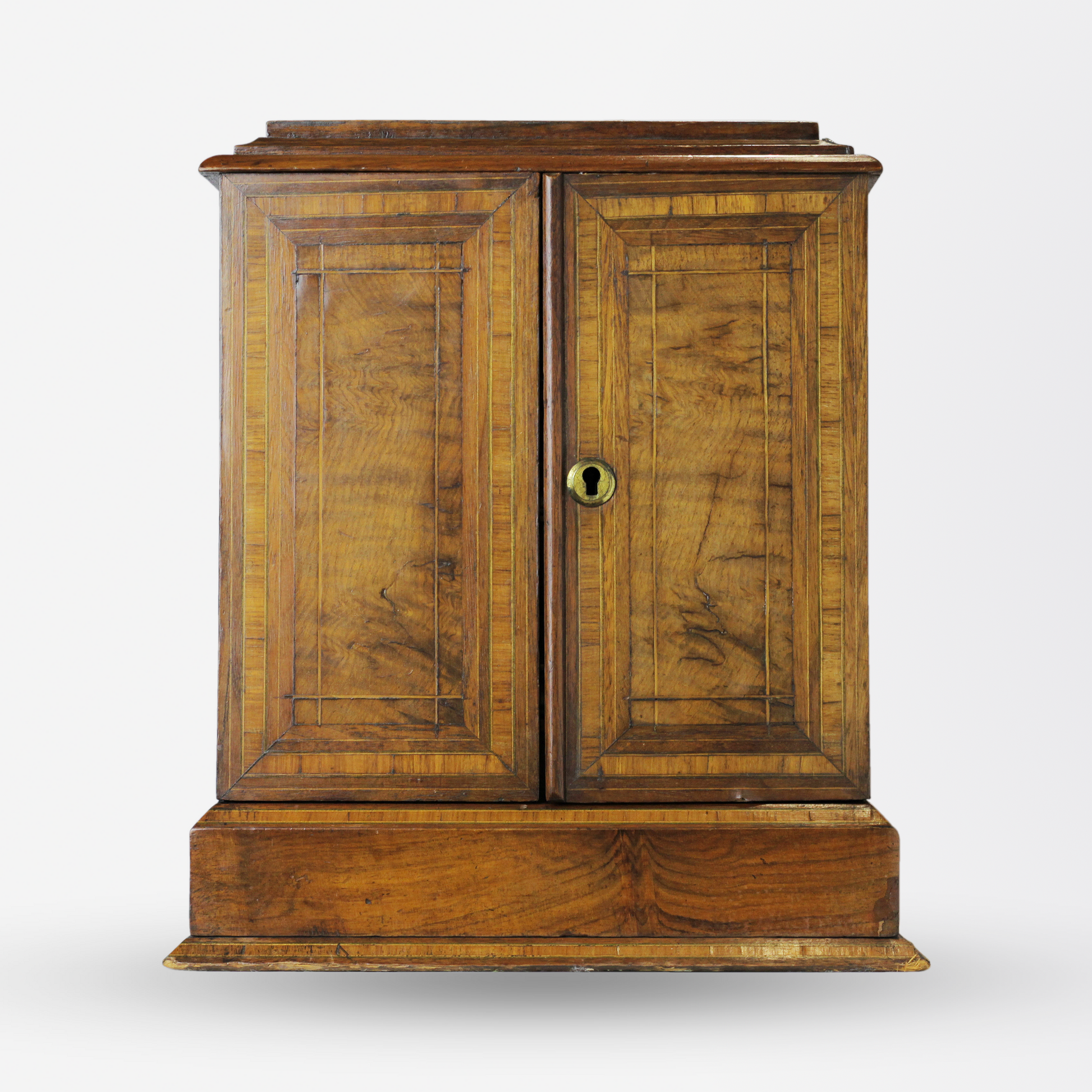 Cave à cigares anglaise en noyer du XIXe siècle