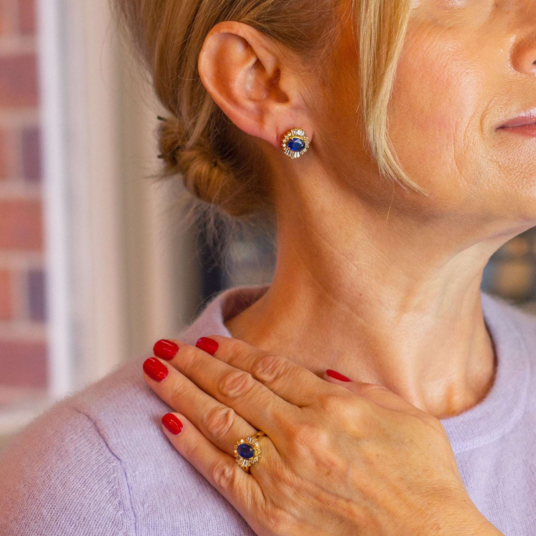 Boucles d'oreilles en or, saphirs de type Ceylan et diamants