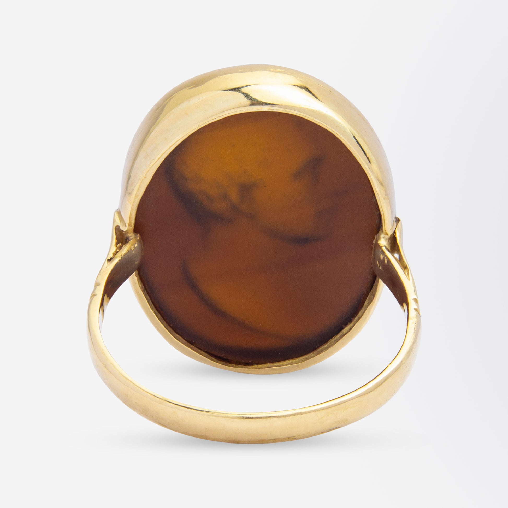 18kt Yellow Gold Ring With Brown Glass Intaglio by 'Hecker'