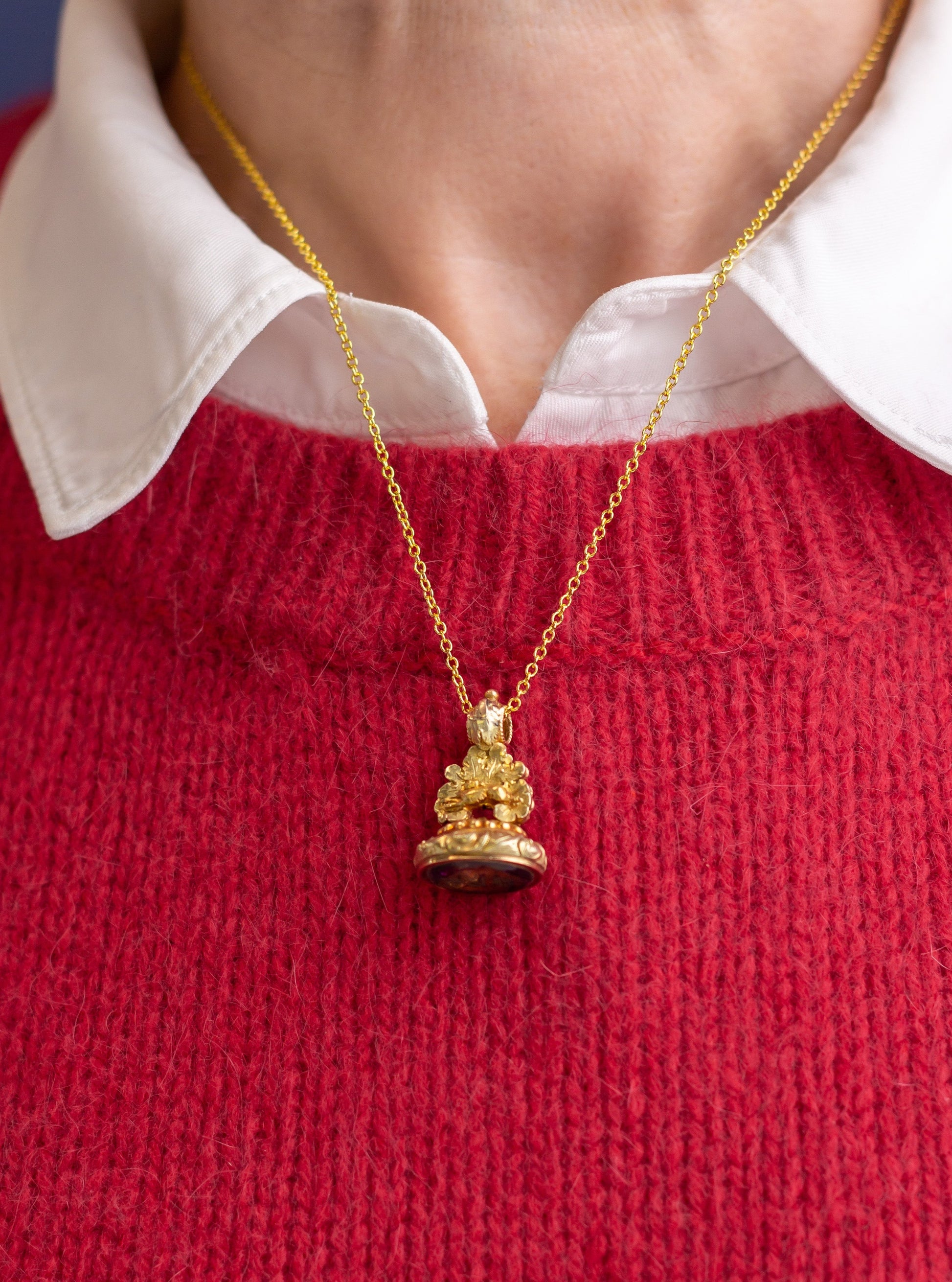 Porte-clés victorien ancien, plaqué or et intaille en améthyste