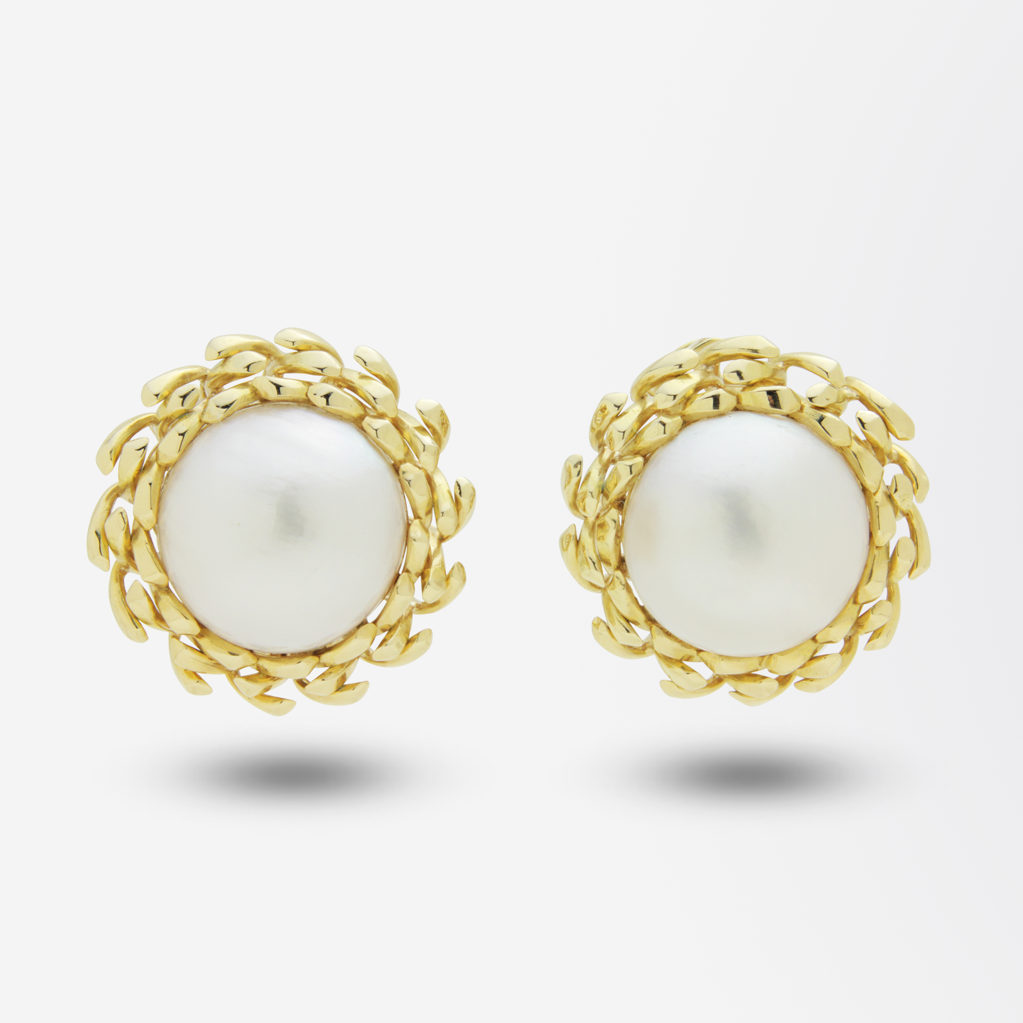 18kt Gold Mabe Pearl Earrings