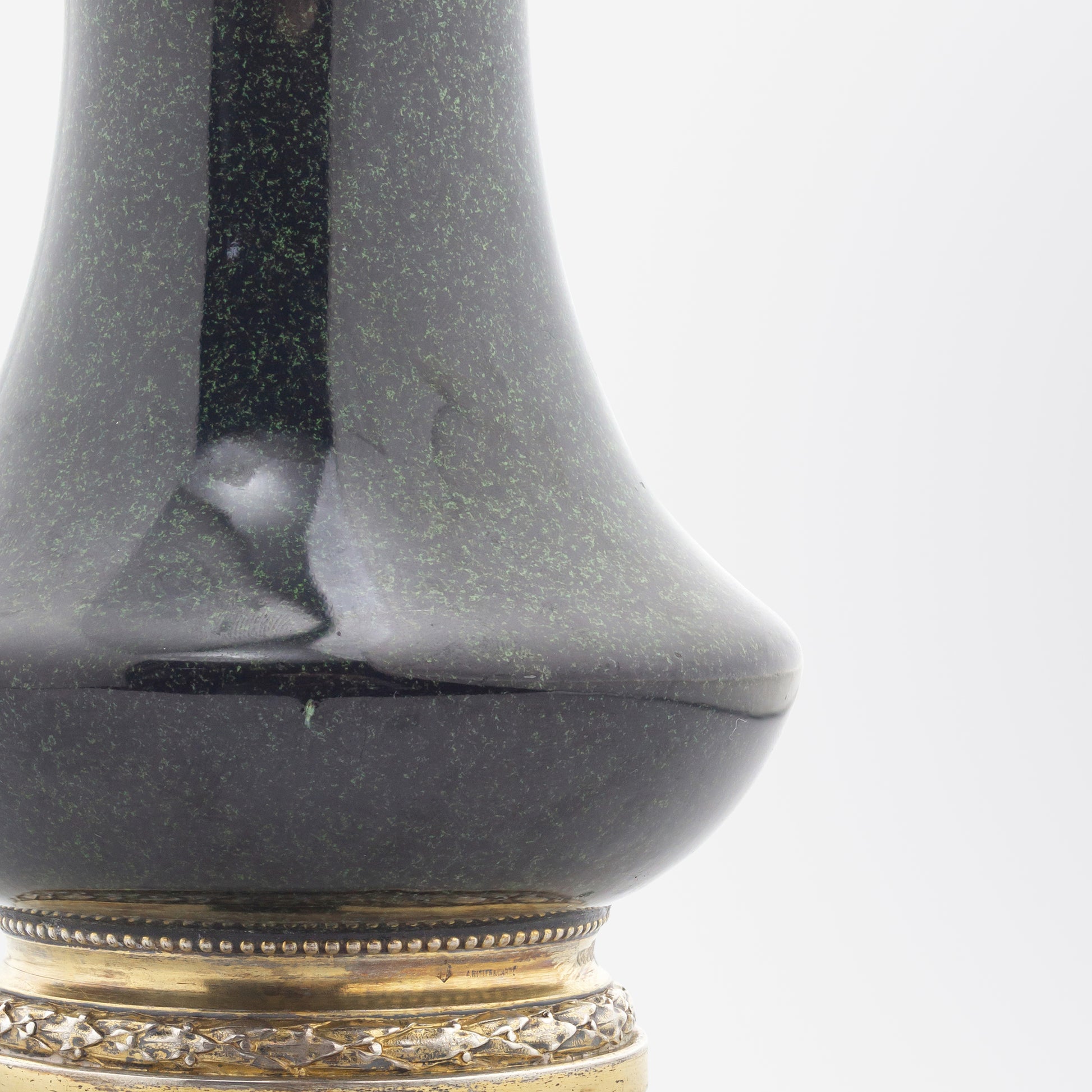 Vase en porcelaine de Paul Milet avec monture en argent d'A. Risler &amp; Carré de Paris