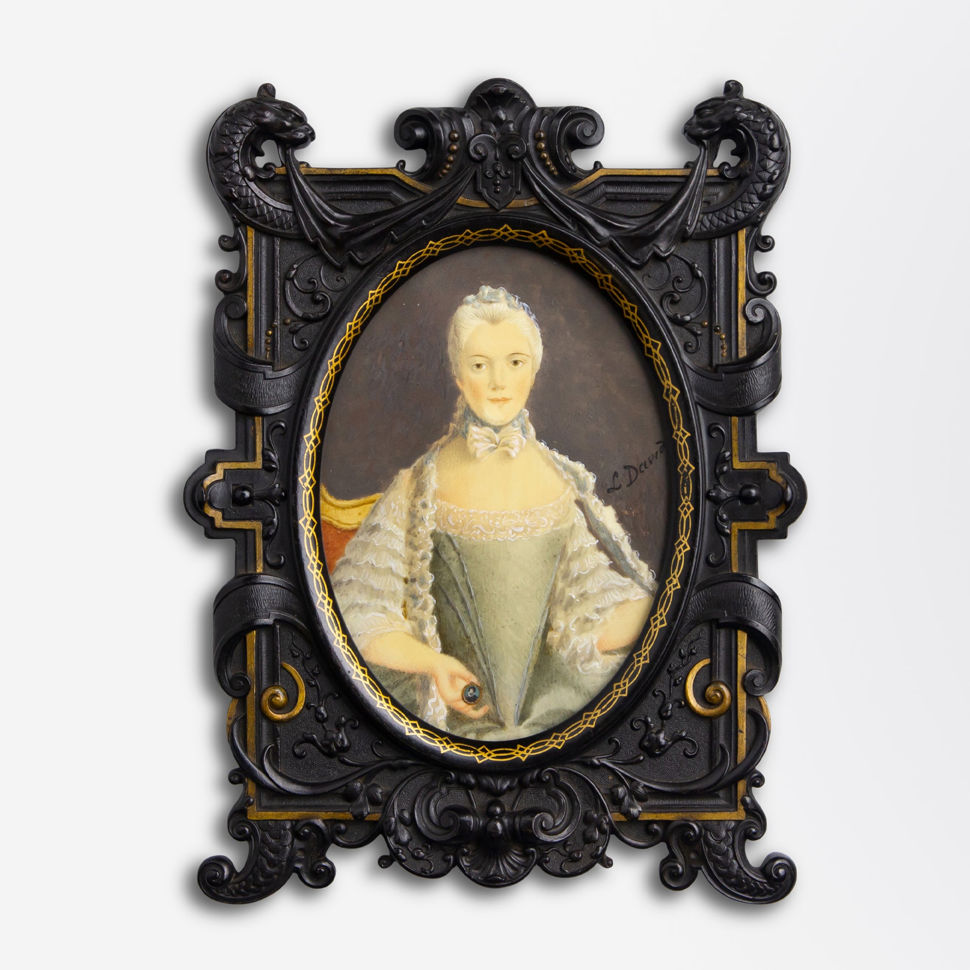 Portrait miniature d'une dame, XVIIIe siècle, dans un cadre en vulcanite d'origine.