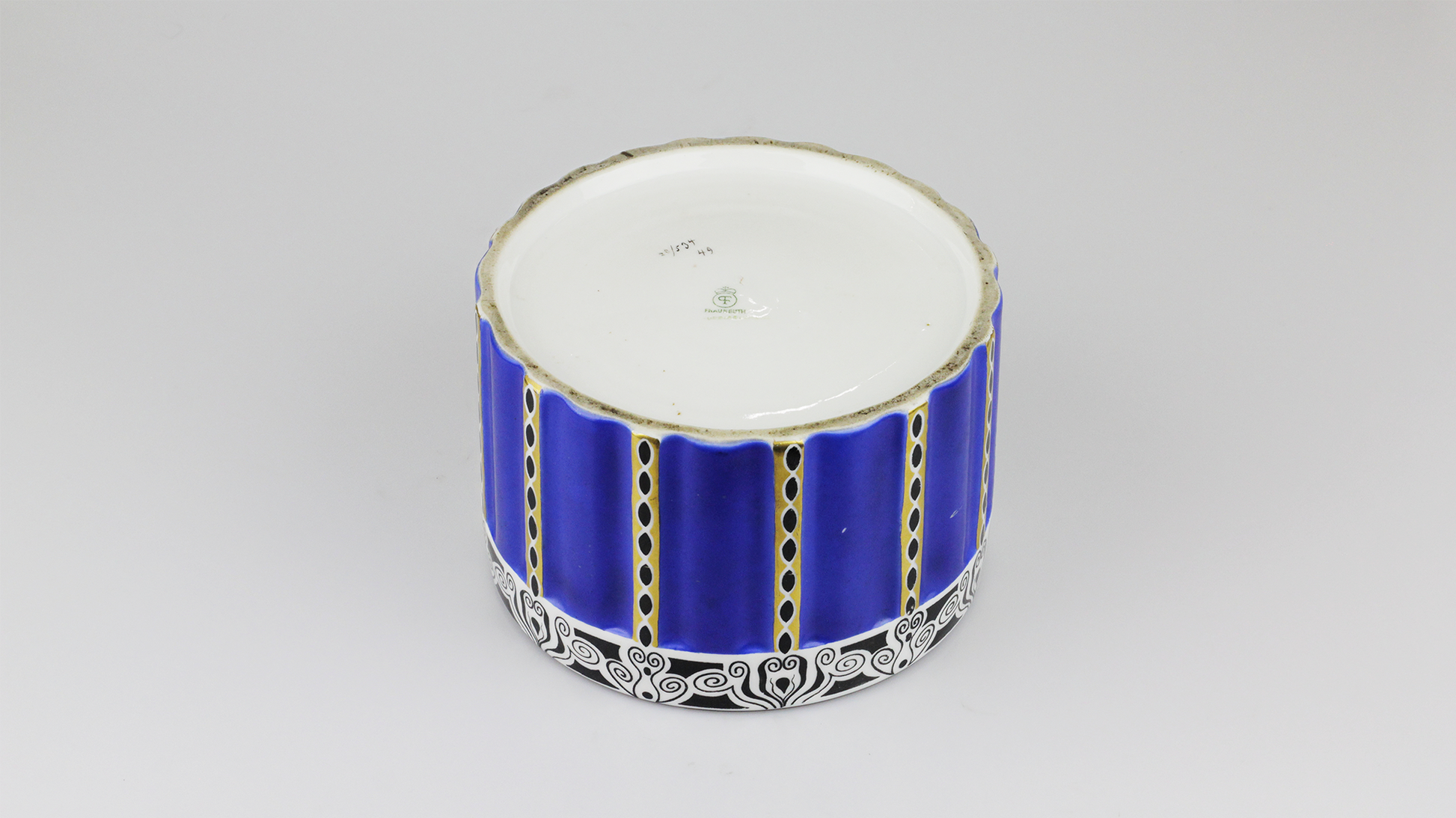 Pot en porcelaine avec couvercle de Fraureuth