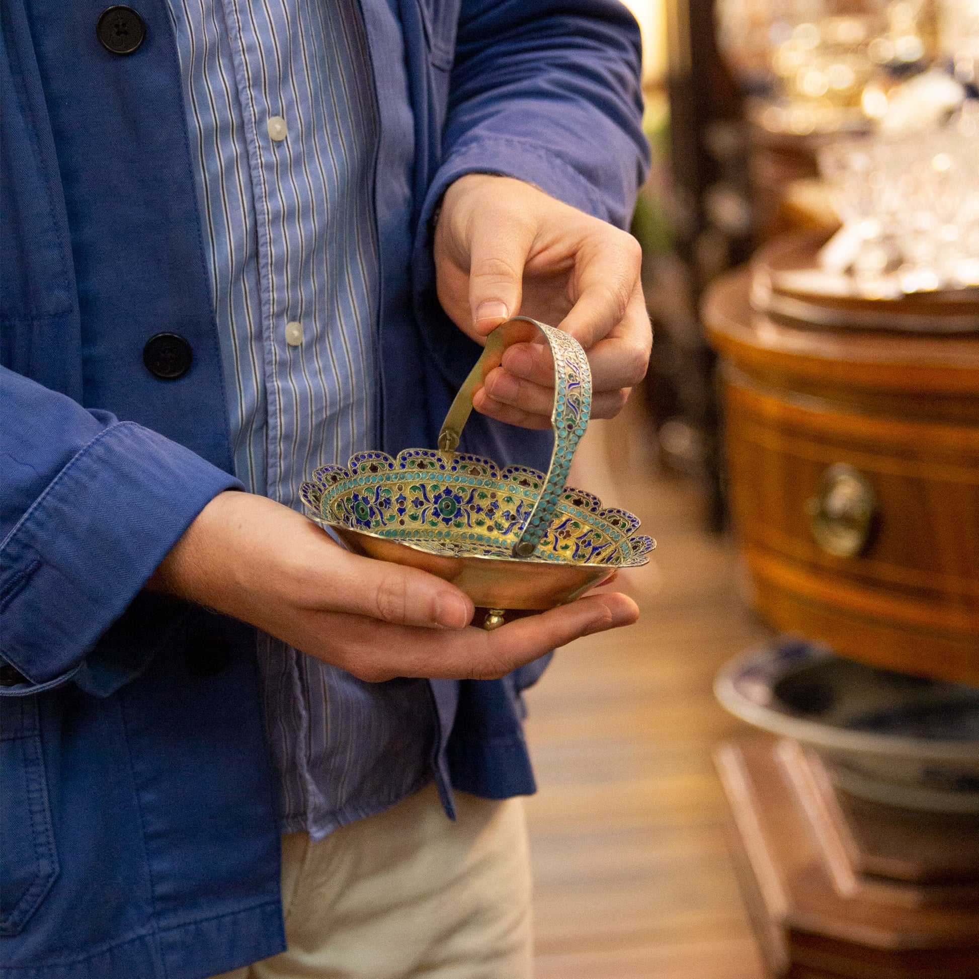 Panier en argent et émail