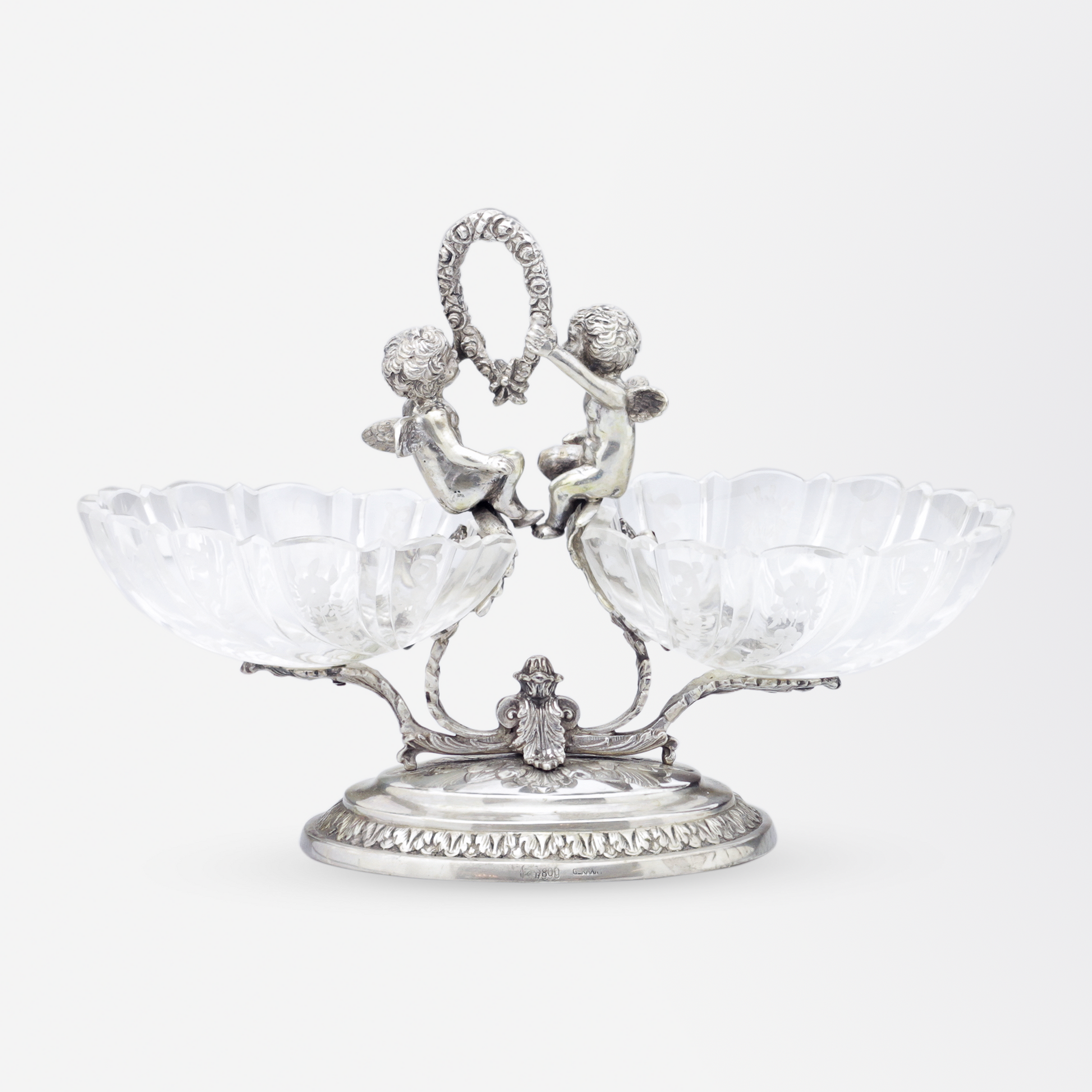 Paire de coupes à confiseries en argent et cristal taillé