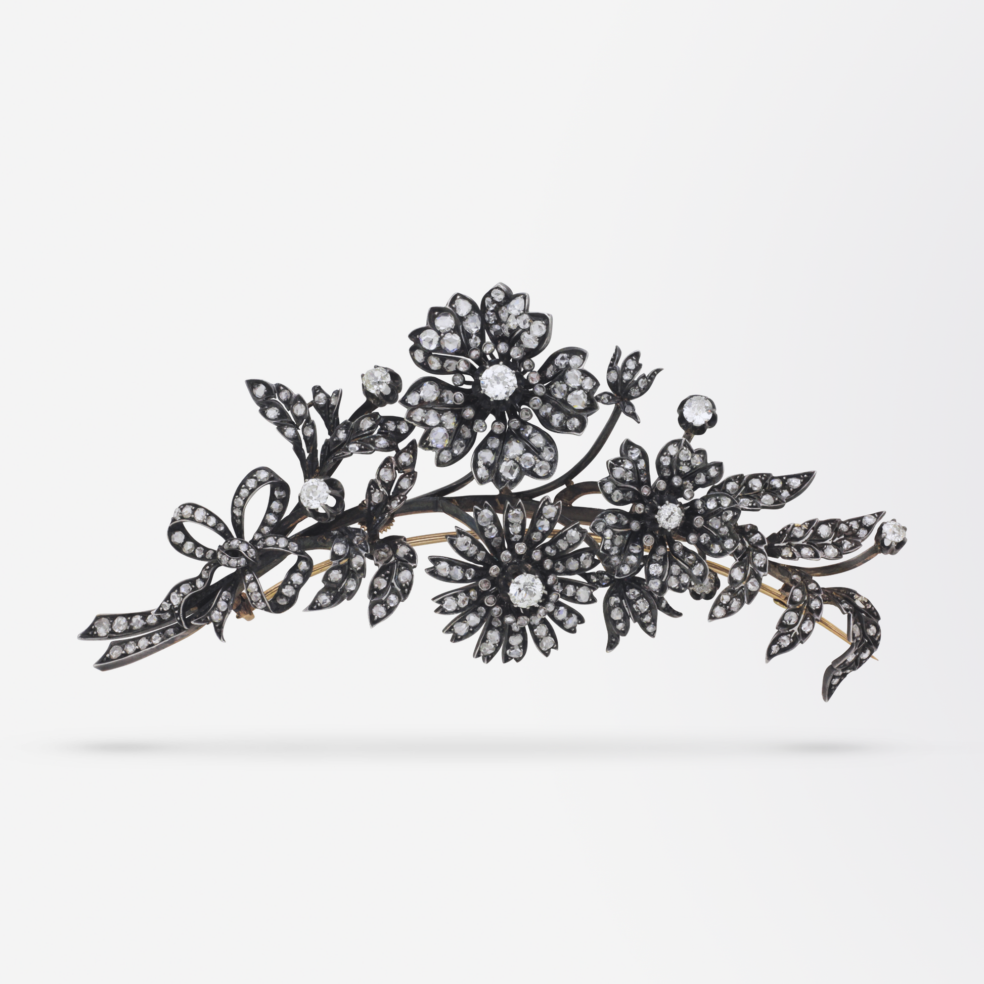 19th Century, 18kt Yellow Gold and Diamond ‘En Tremblant’ Brooch