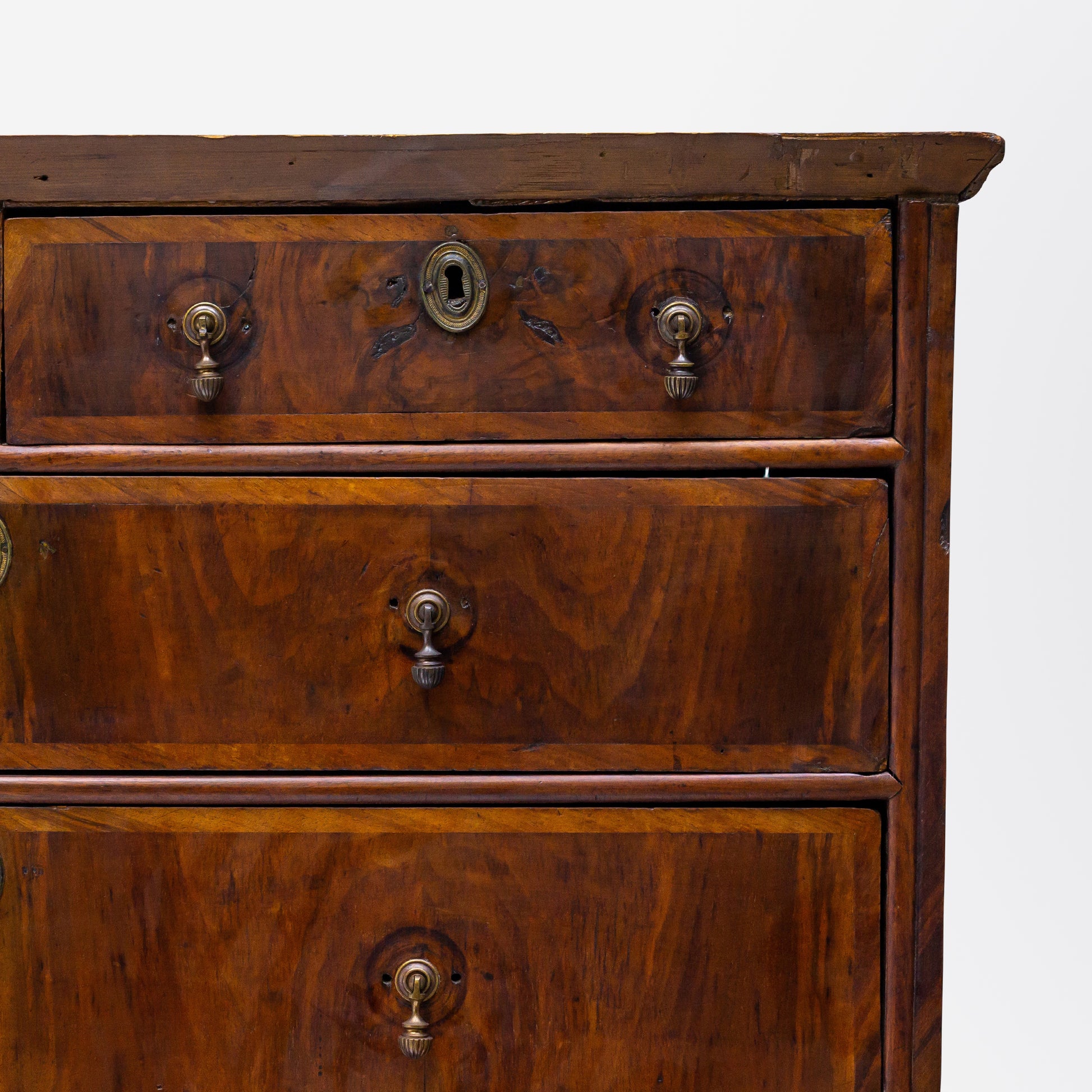 Commode William et Mary en noyer