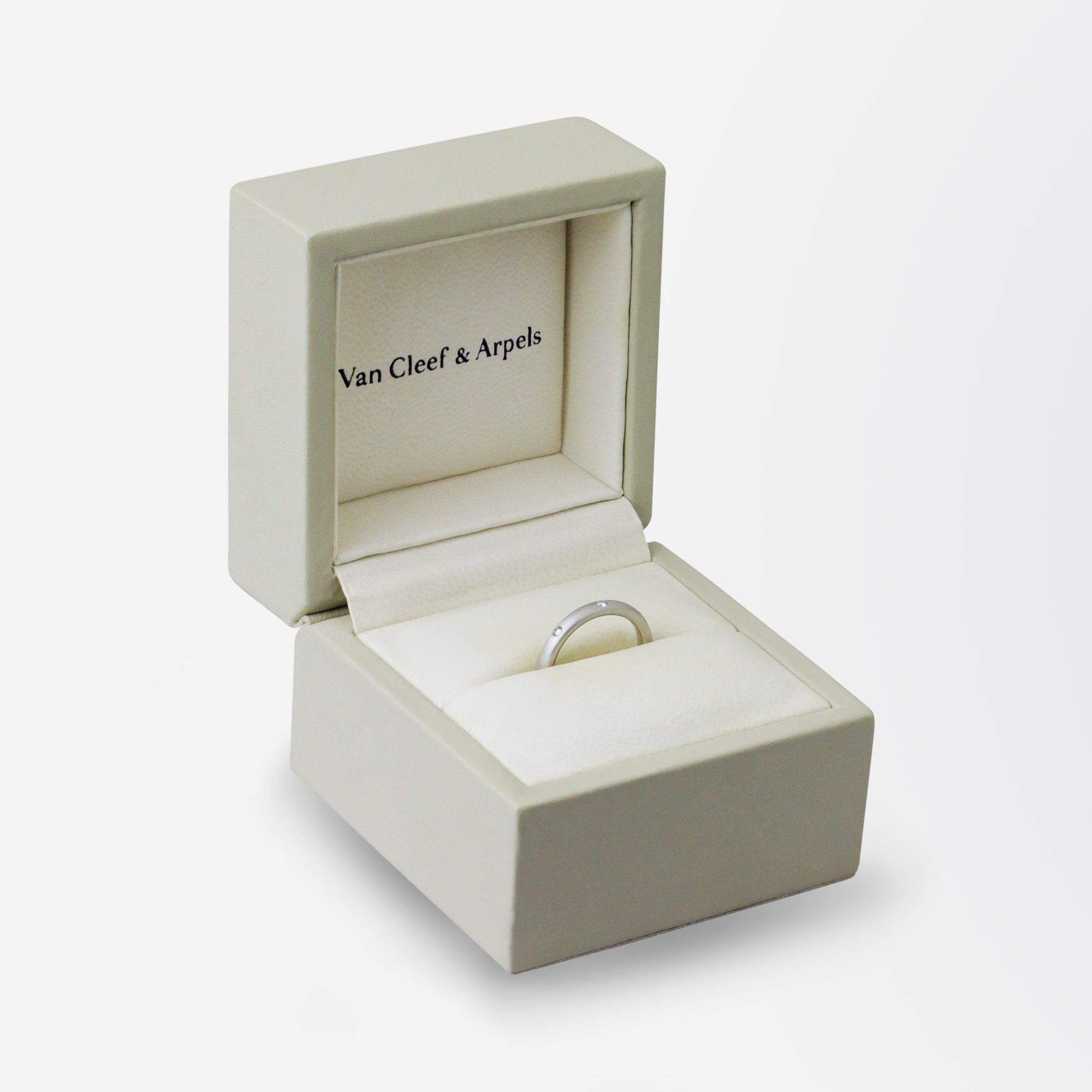 Platinum Van Cleef & Arpels Infini Etoile Diamond Band