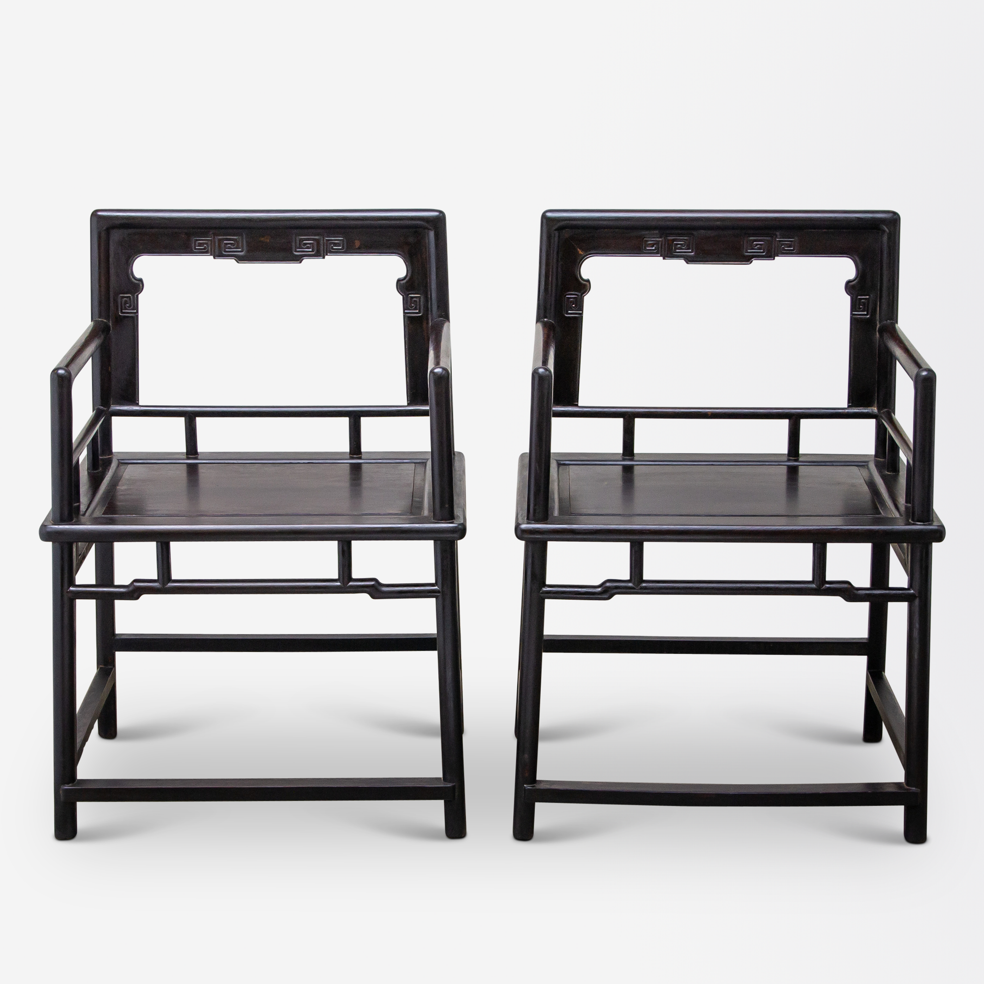 Paire de chaises roses en bois dur de zitan chinois